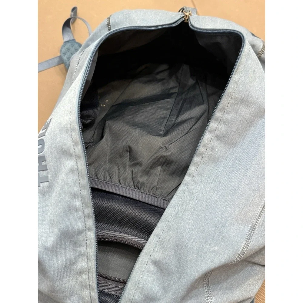 Thule Vea 17L Backpack 15